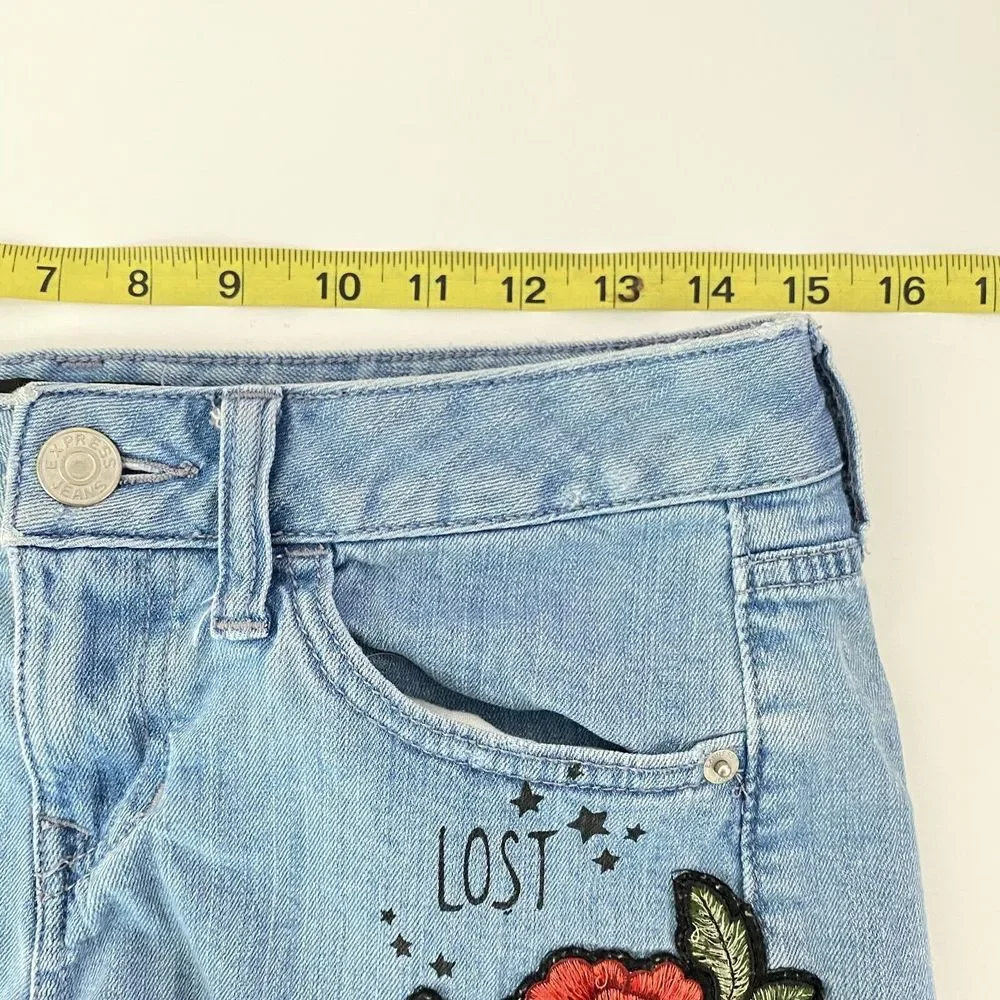 Express Cut Off Denim Shorts Size 0‎ Embroidered Floral Patch Distressed Jeans